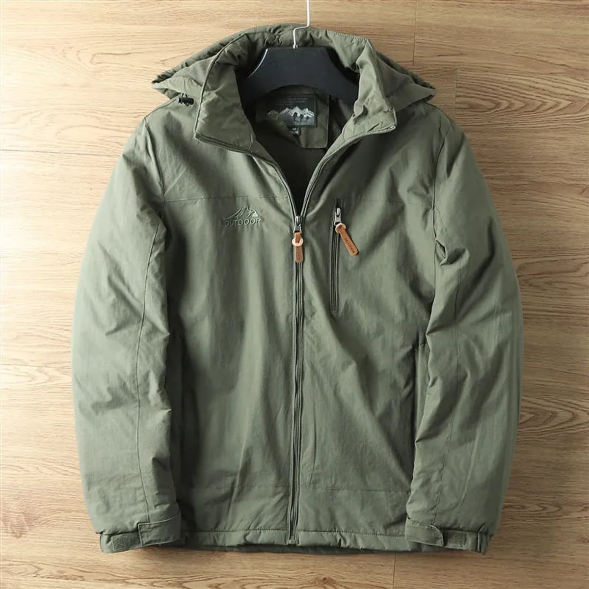 men's hooded thermal winter coat in green