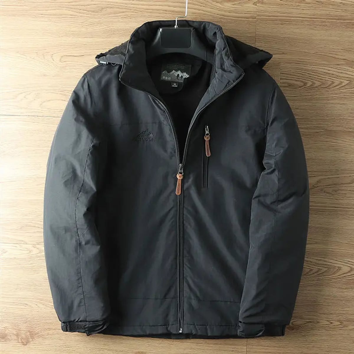 men's hooded thermal winter coat in black