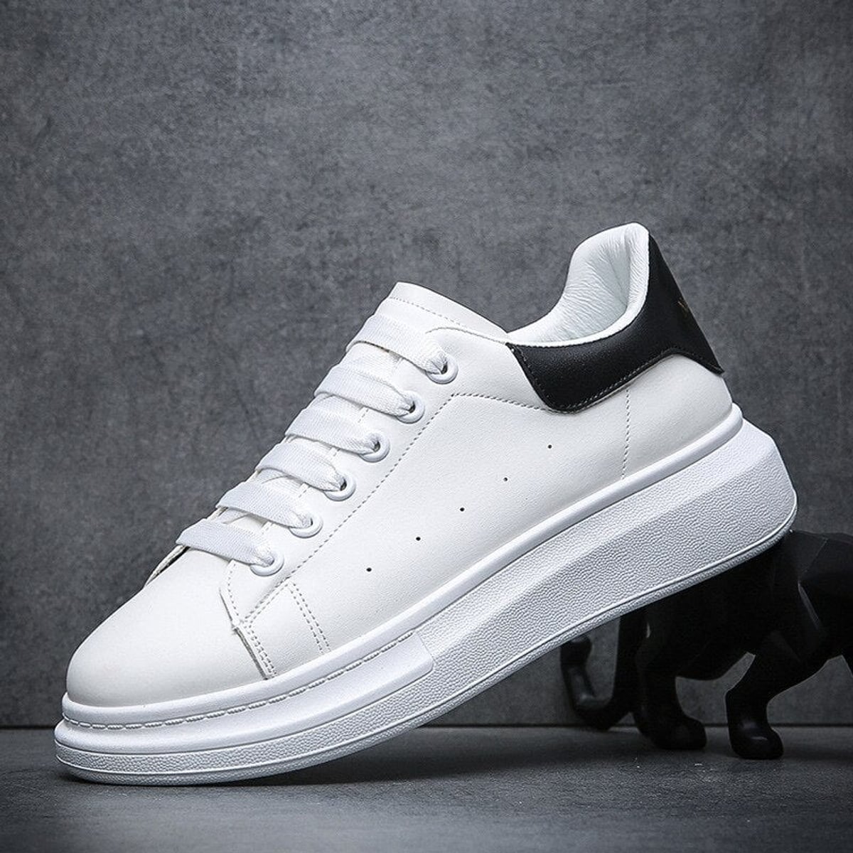 men's low profile everyday trainers