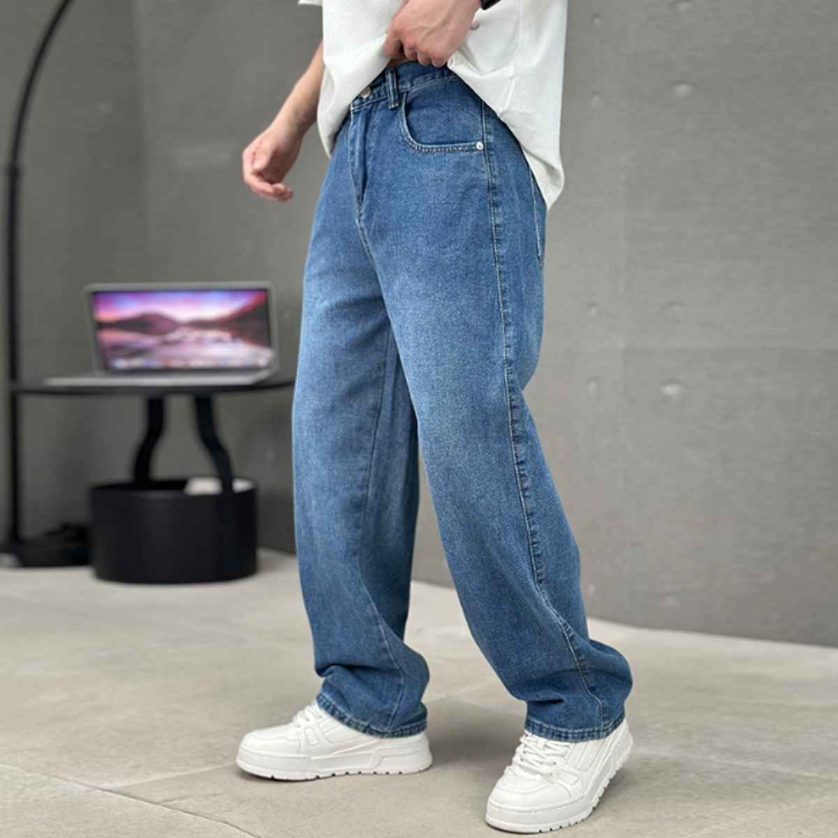 men's straight leg jeans in blue