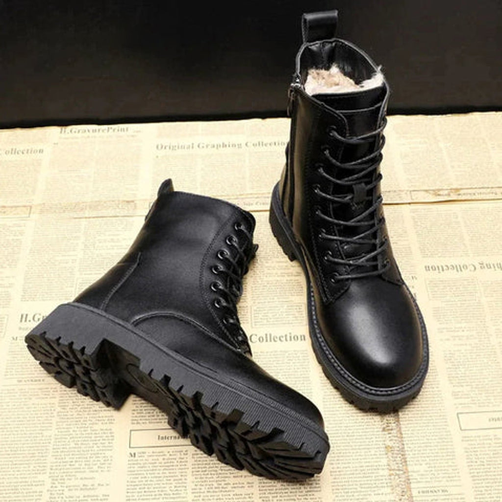 women's lined winter ankle boots in black