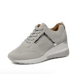 women's low profile everyday sneakers
