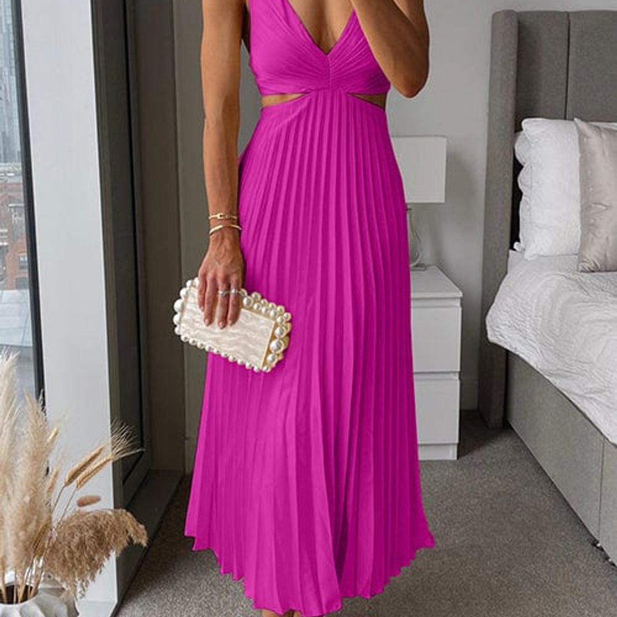 women's pleated midi dress in pink