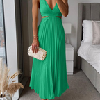women's pleated midi dress in green